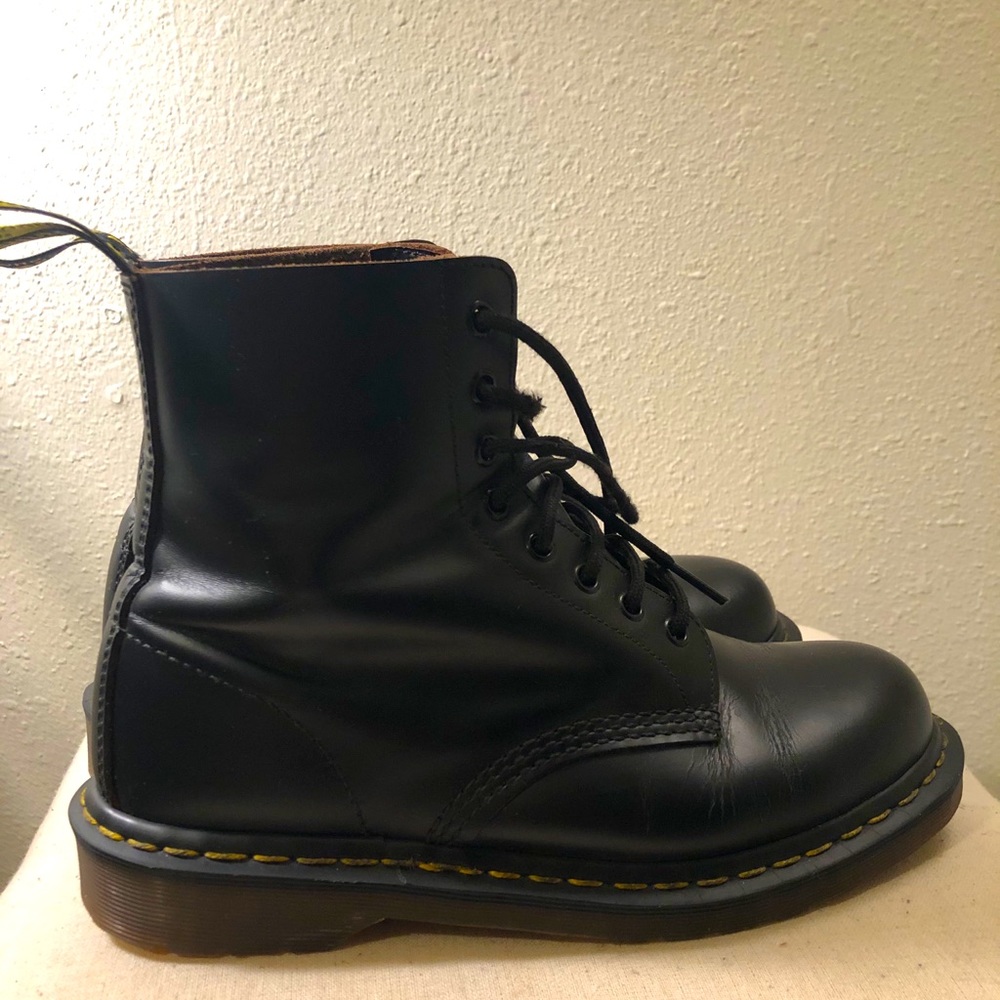 Dr. Martens 1460 “Made in England” boots